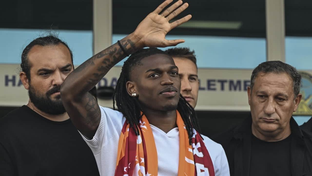Foto - Taraftarları şok edecek bir gelişme: Leao'dan sonra bir bomba daha!