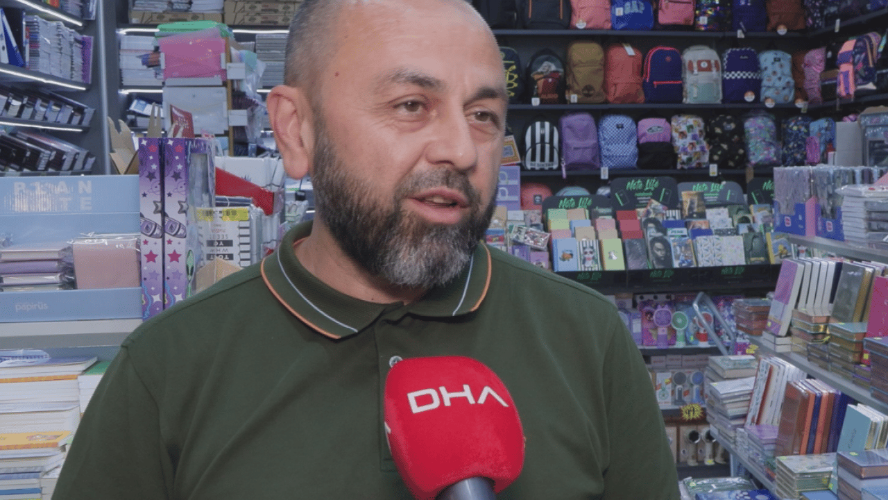Foto - Tatil bitiyor, yeni eğitim dönemi kapıda Kırtasiyelerde 'okula dönüş' hareketliliği 