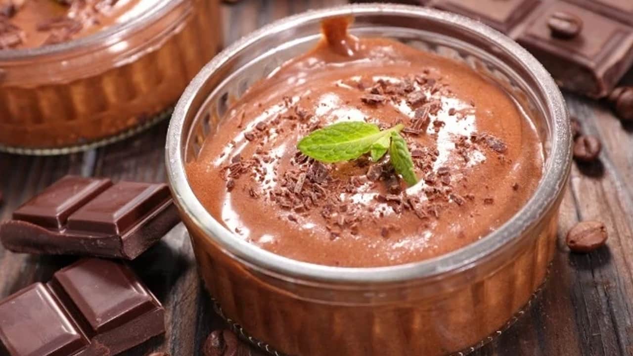 Foto - Pişirmek yok, şeker yok! Fit tatlı: Krizlerini bitiren 3 dakikalık puding! En iyisi diye ünlü modeller yapıyor