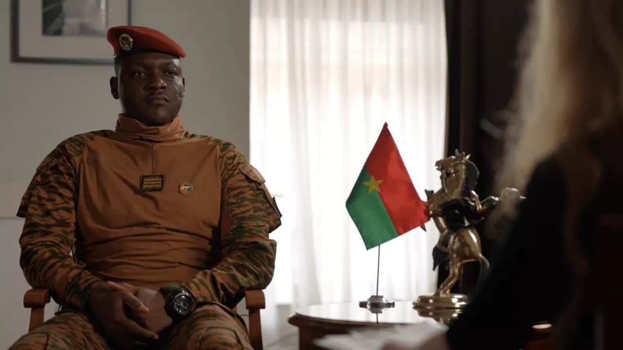 Foto - TB2 SİHA ile ülkeyi işgalden kurtaran Burkina Faso liderinden skandal: Türkiye dahil tüm Müslümanları karşılarına aldılar