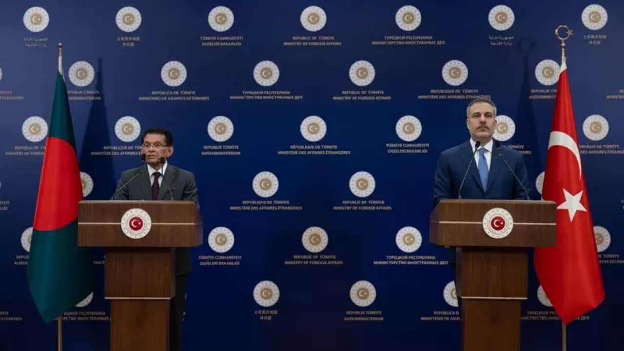 Foto - TB2 SİHA'nın kopyasını almaya hazırlanıyorlardı! Aniden Türkiye'ye geldiler: Savunmada sizle çalışacağız