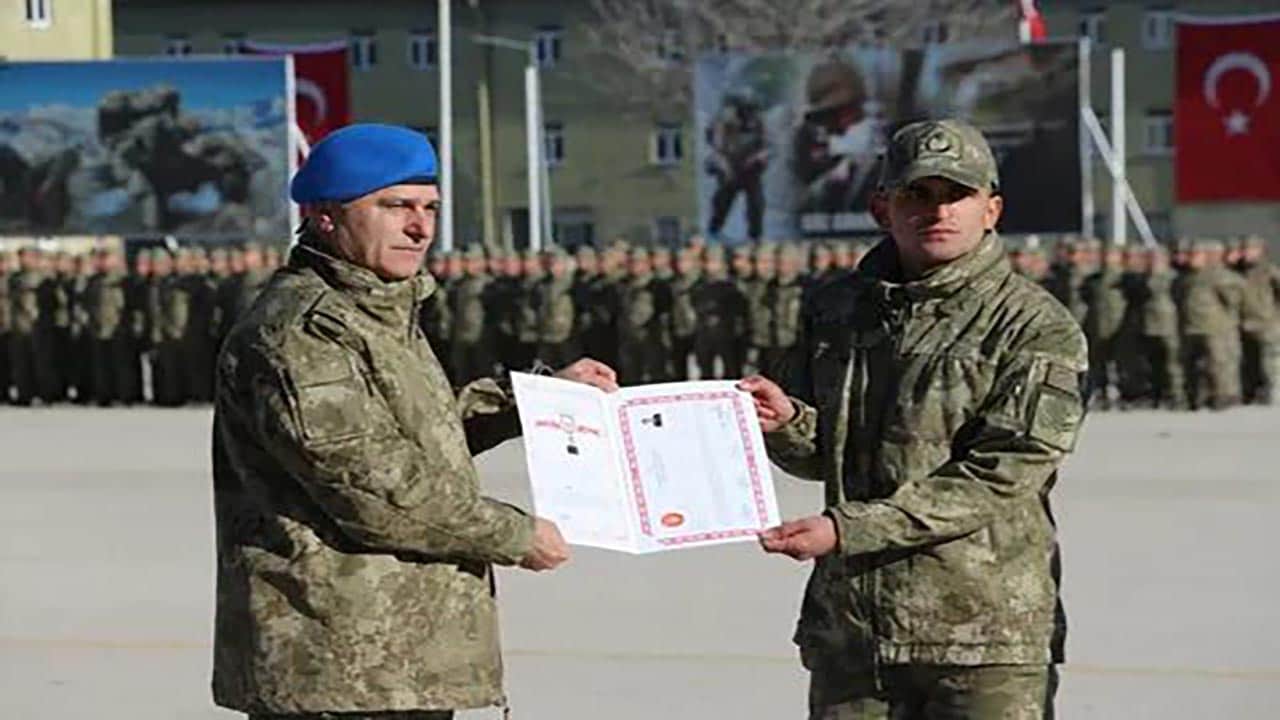Foto - TBMM'de tarihi oylama! Uzman er ve erbaşlar ile ilgili düzenlemeleri içeren kanun teklifi kabul edildi