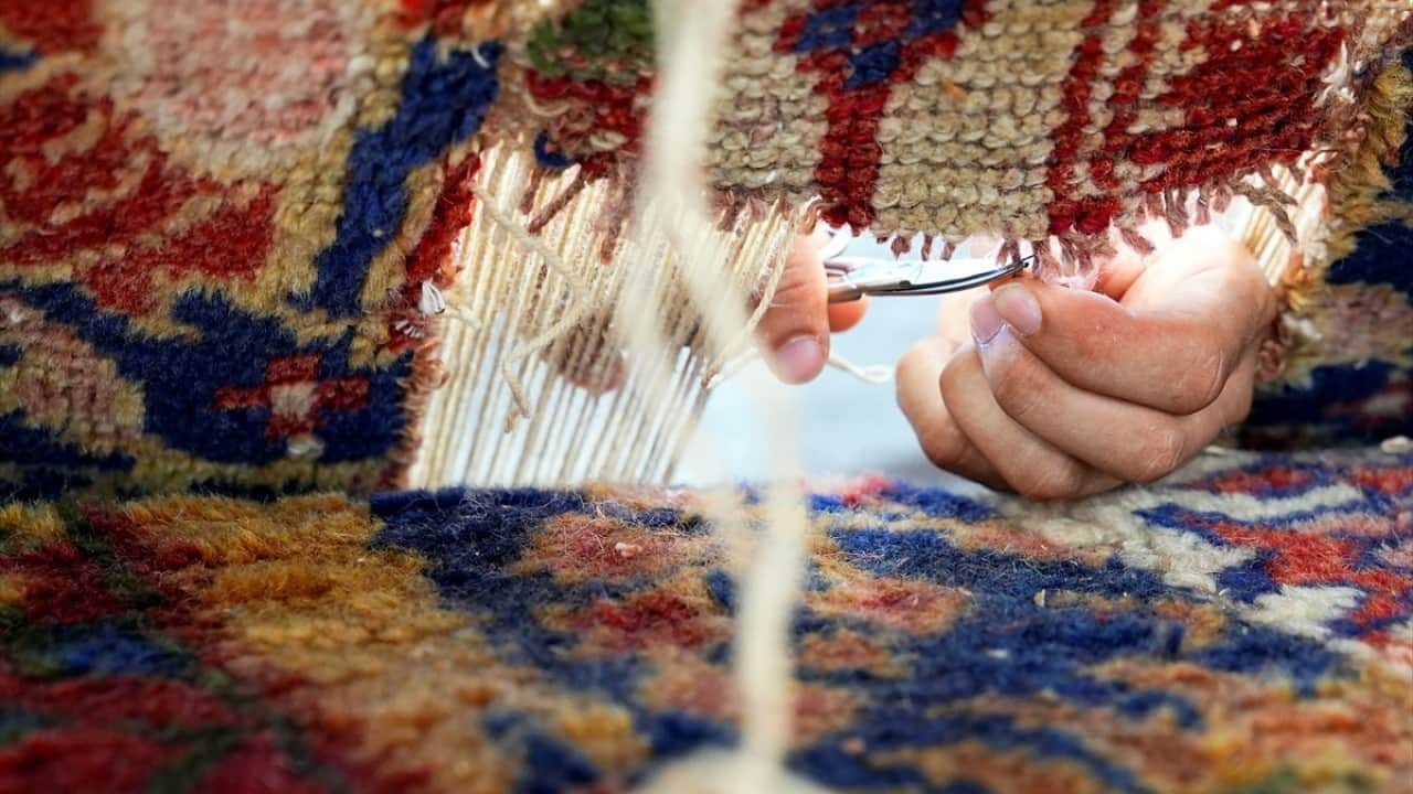 Foto - Tek tek elden geçiriliyor 500 yıllık saray seccadeleri gün yüzüne çıkacak
