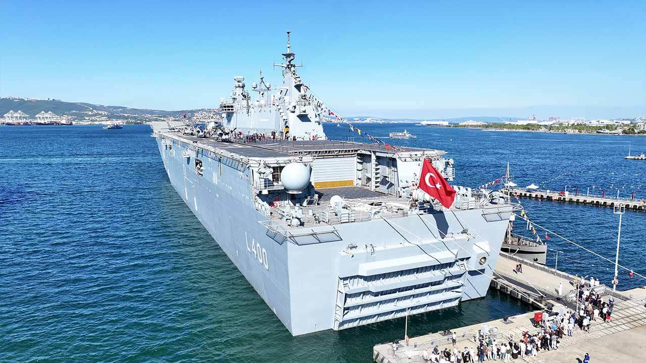 Foto - TEKNOFEST Mavi Vatan devam ediyor! TCG Anadolu'ya yoğun ilgi