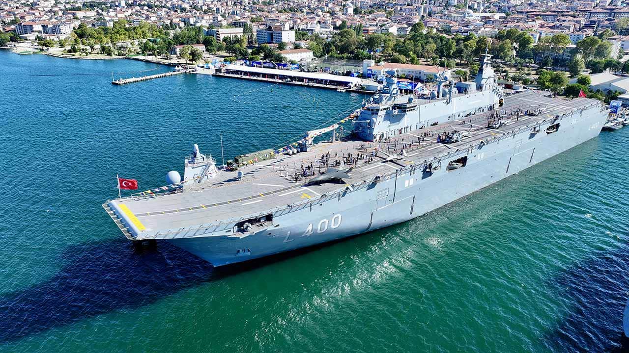 Foto - TEKNOFEST Mavi Vatan devam ediyor! TCG Anadolu'ya yoğun ilgi