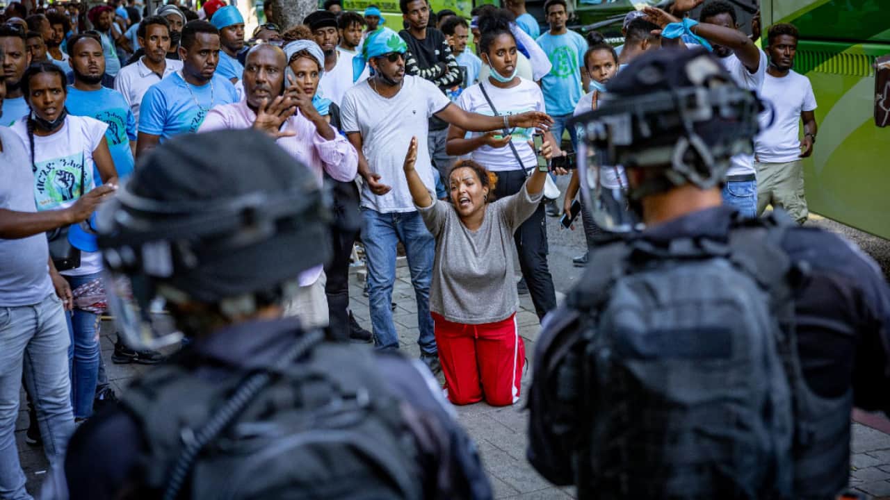 Foto - Tel Aviv'deki depodan Eritre'deki rejimi yıkma girişimi! Soykırımcı İsrail, muhalifleri örgütlüyor
