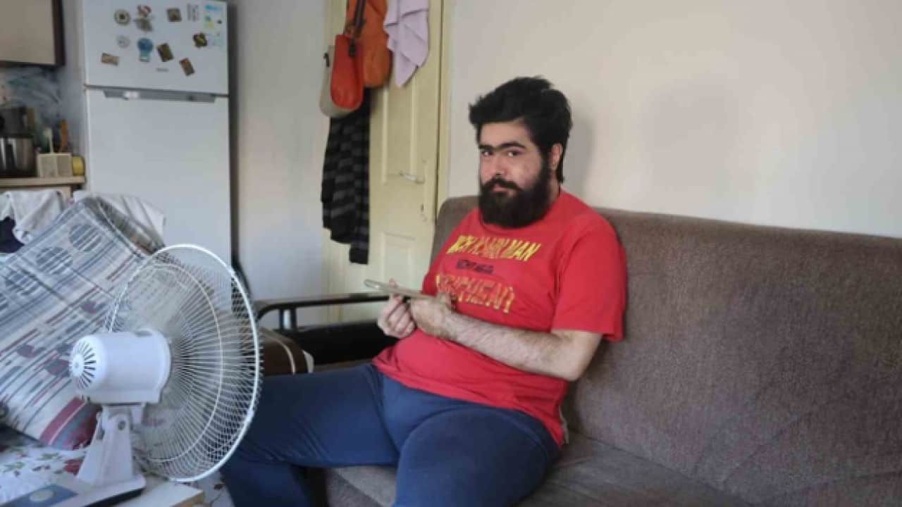 Foto - Telefon bağımlısı Barış Özbay'den yeni haber: 3 ay boyunca tedavi gördü! Ancak eski hayatına geri döndü