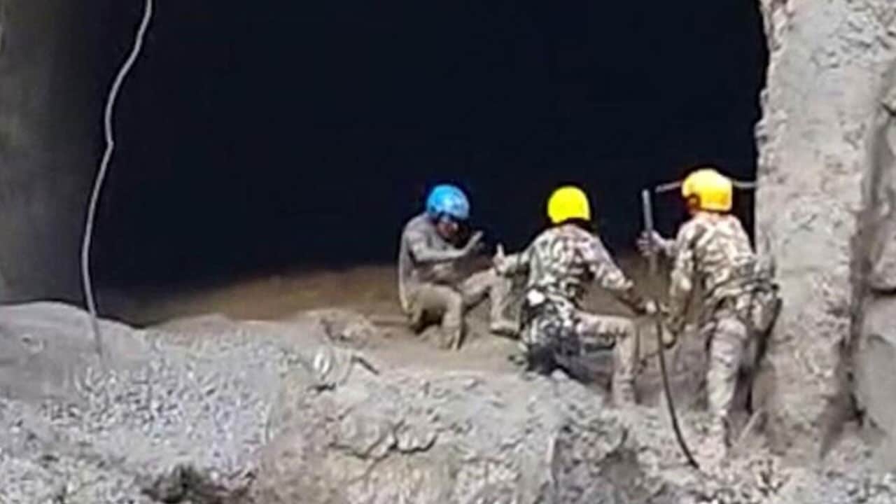 Foto - Termal drone tünelin sonuna kadar girdi! Nepal’de kayıp işçilerden iz bulunamadı