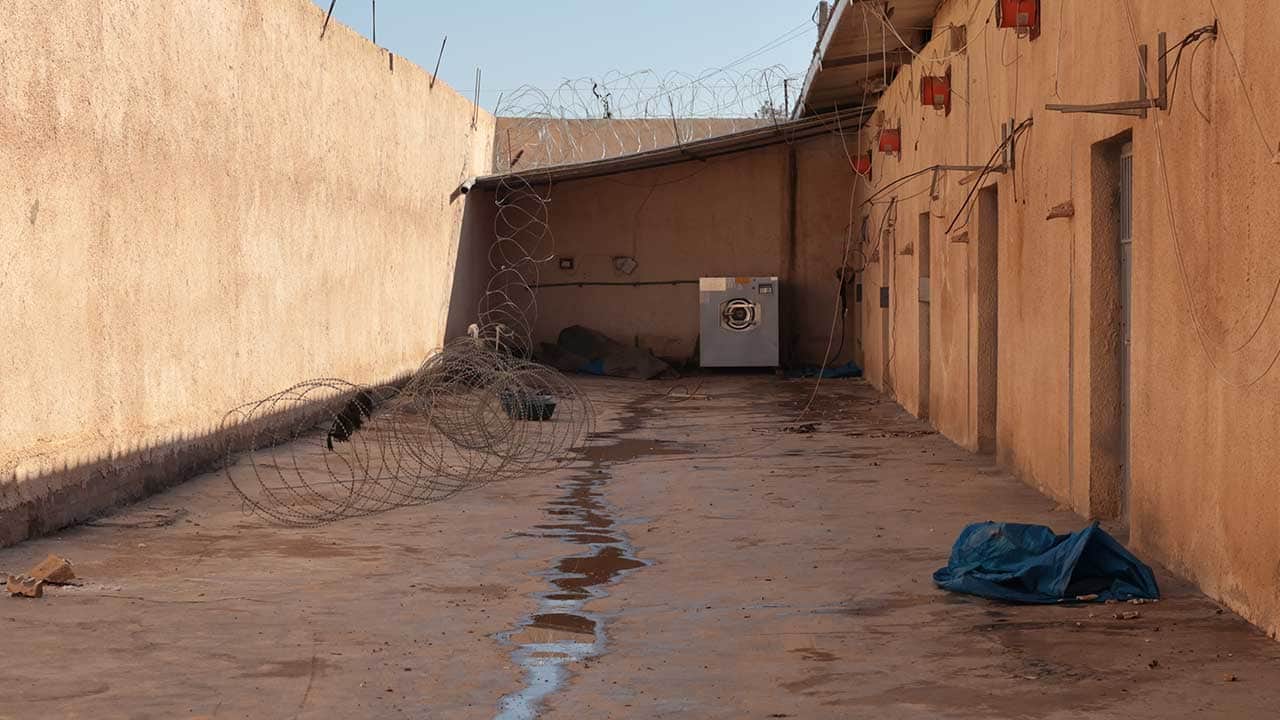 Foto - Terör örgütü YPG/SDG, DEAŞ'lı teröristleri serbest bırakılmıştı! Şeddadi'deki hapishane görüntülendi