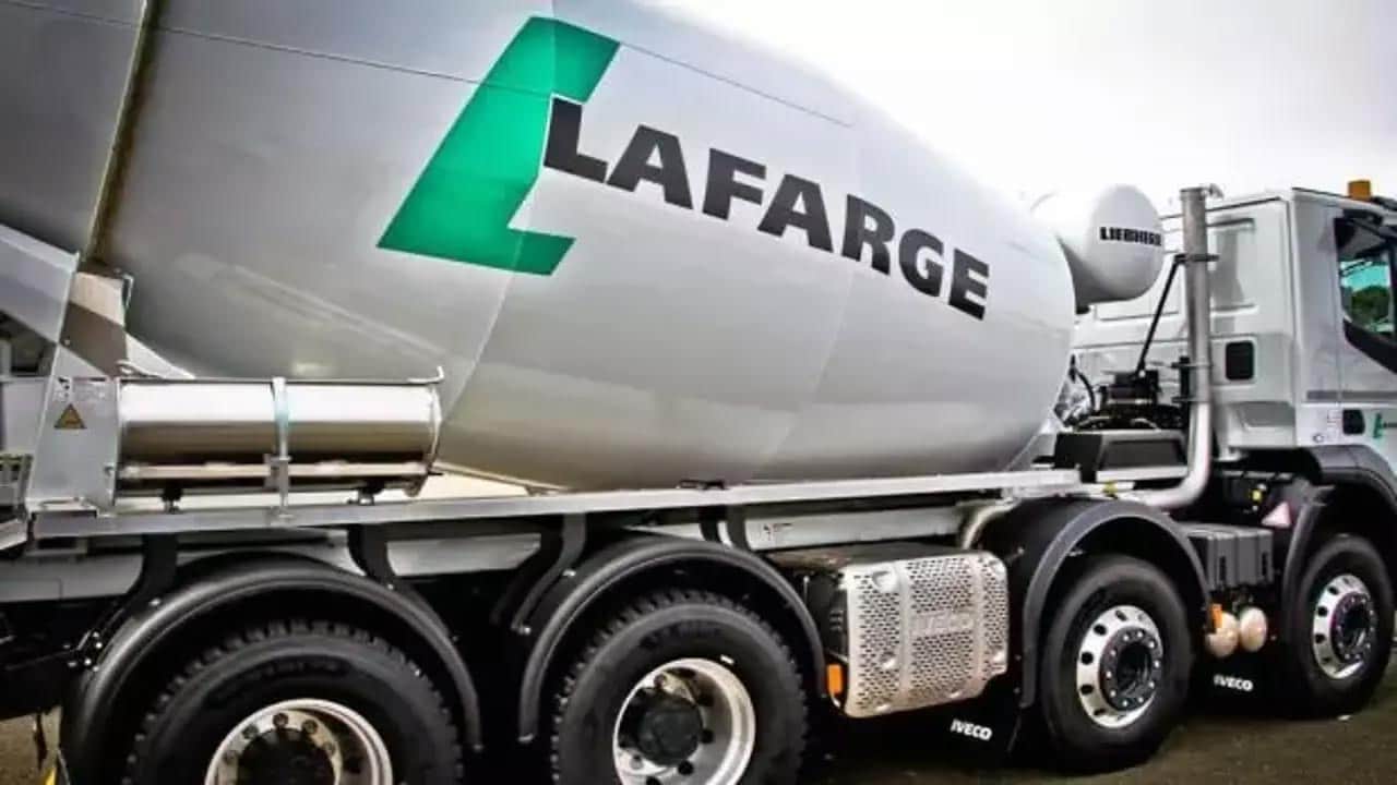 Foto - Terör örgütüyle iş çeviren Lafarge, istihbarat servisiyle kol kolaymış
