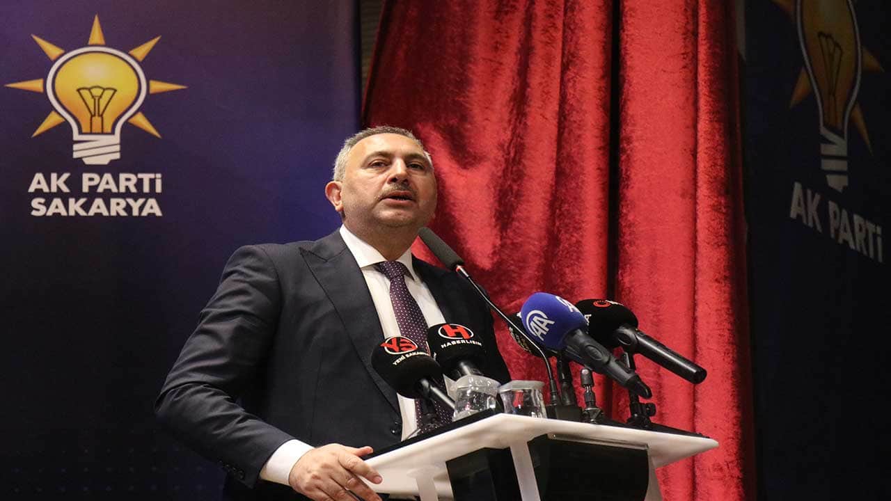 Foto - Terör prangası kökünden sökülüyor! AK Parti’den Sakarya’da tarihi 50 yıllık terör belasını bitirme hamlesi!