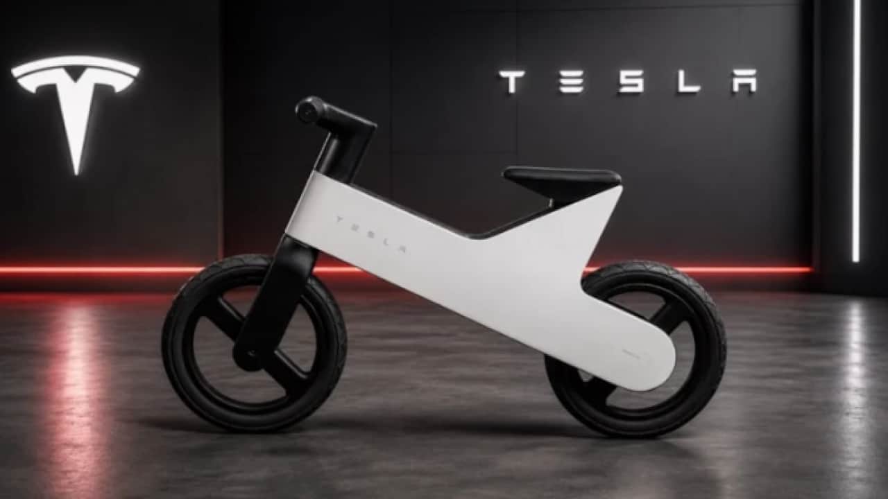 Tesla ilk bisikletini üretti: İşte fiyatı ve özellikleri!