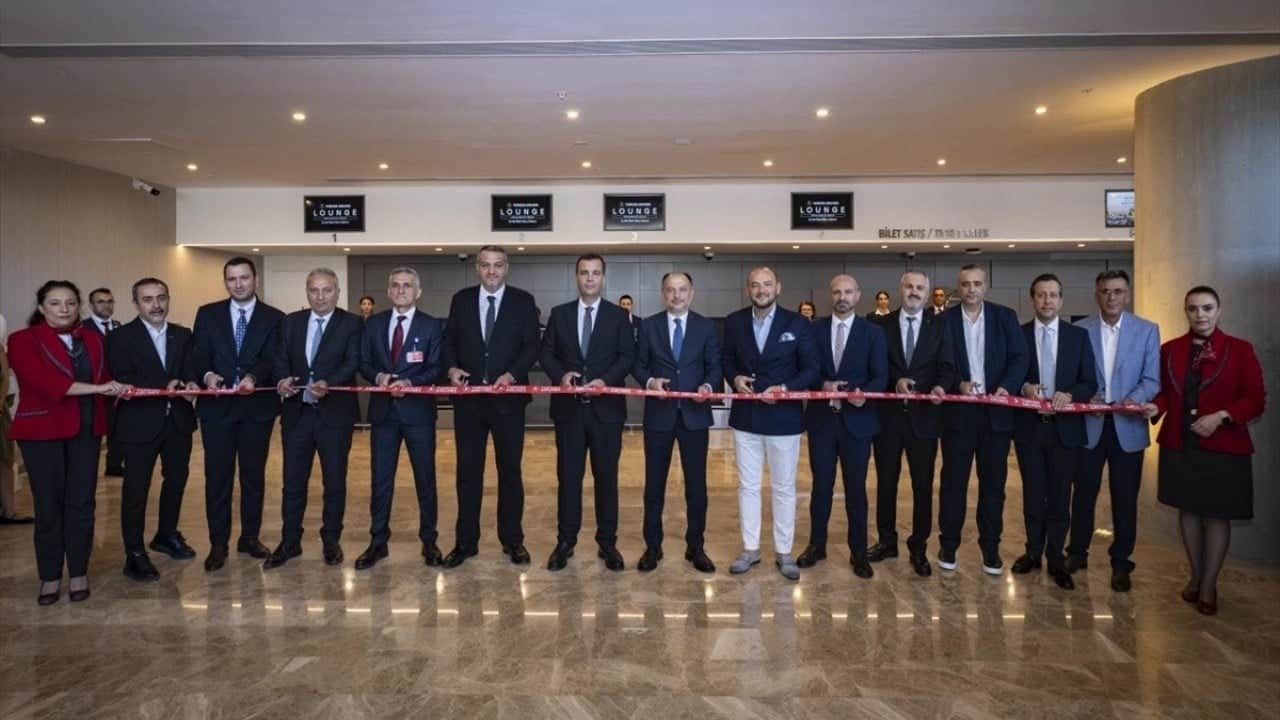 Foto - THY’den 177 kişiye keyifli mola Dalaman’a özel yolcu salonu