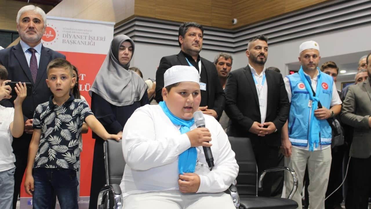 Foto - Tokat’tan 190 hafızla kutsal topraklara kutlu yolculuk
