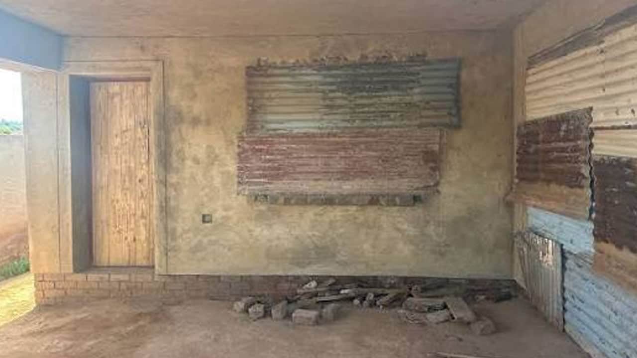 Foto - Toprakla plastiği karıştırıp ev yaptı! Genç mühendisin projesi dünyaya örnek olabilir