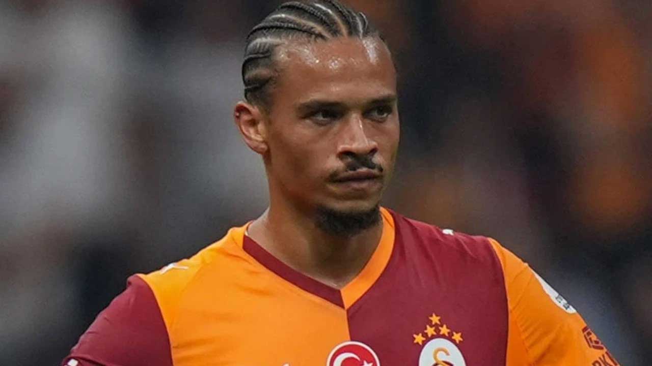 Foto - Trabzonspor maçı öncesi Okan Buruk'tan flaş karar! Yıldız futbolcuyu kulübeye çekti