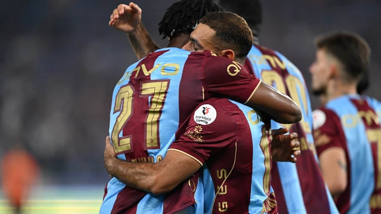 Foto - Trabzonspor'un bu silahı niye üç puanı getiremiyor! Salahspor mu? Trabzonspor mu sorusu şimdi de gündem oldu...