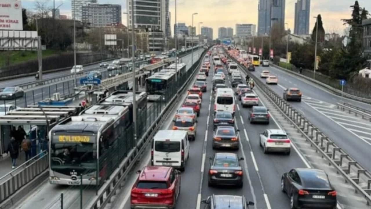 Trafiğe en çok kaydolan taşıt belli oldu! Yüzde 47,5'e ulaştı!
