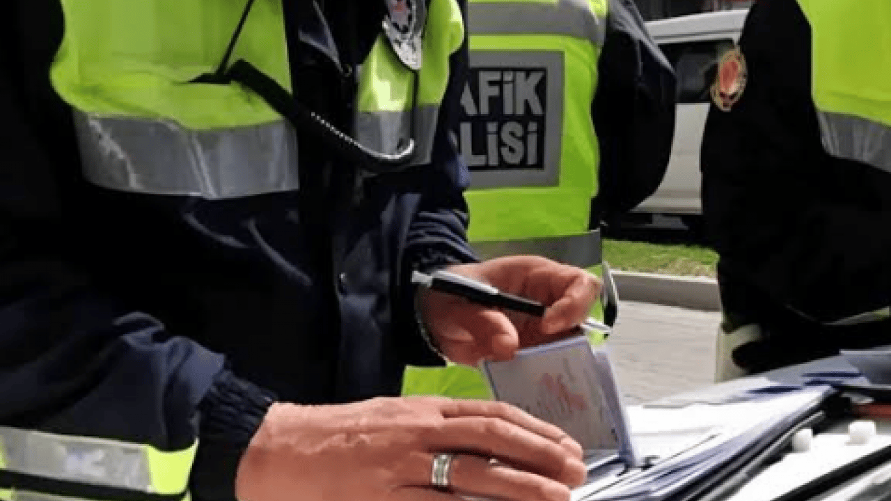 Foto - Trafik cezalarında emsal karar! Artık kesinleşmeden yapılamaz!