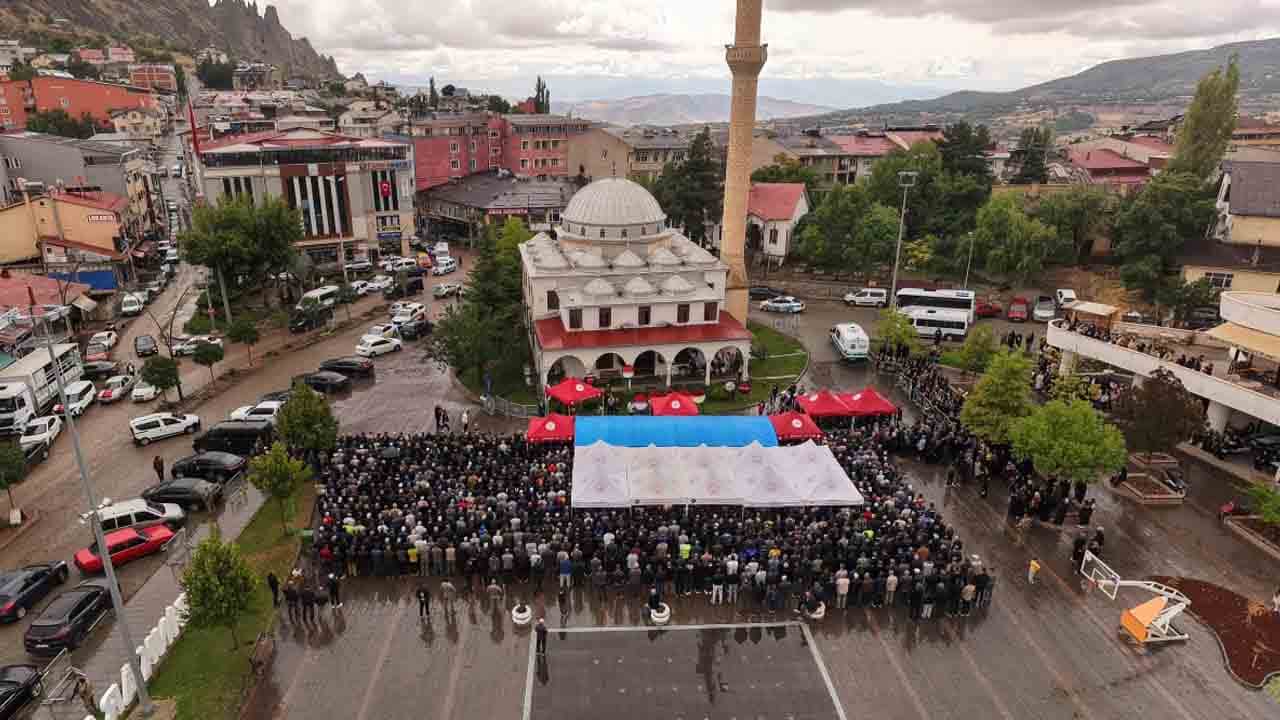Foto - Trafik kazasında hayatını kaybetmişti: Şehit polise hüzünlü veda
