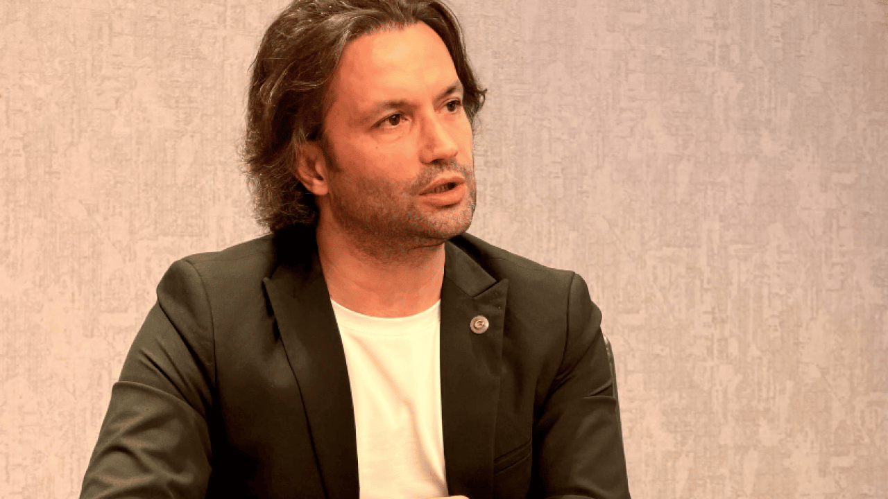 Tribün terörüne karşı merkezi DJ uygulaması: Taner Akkuş’tan stadlarda hakaretsiz tezahürat ile temiz futbol için devrim 