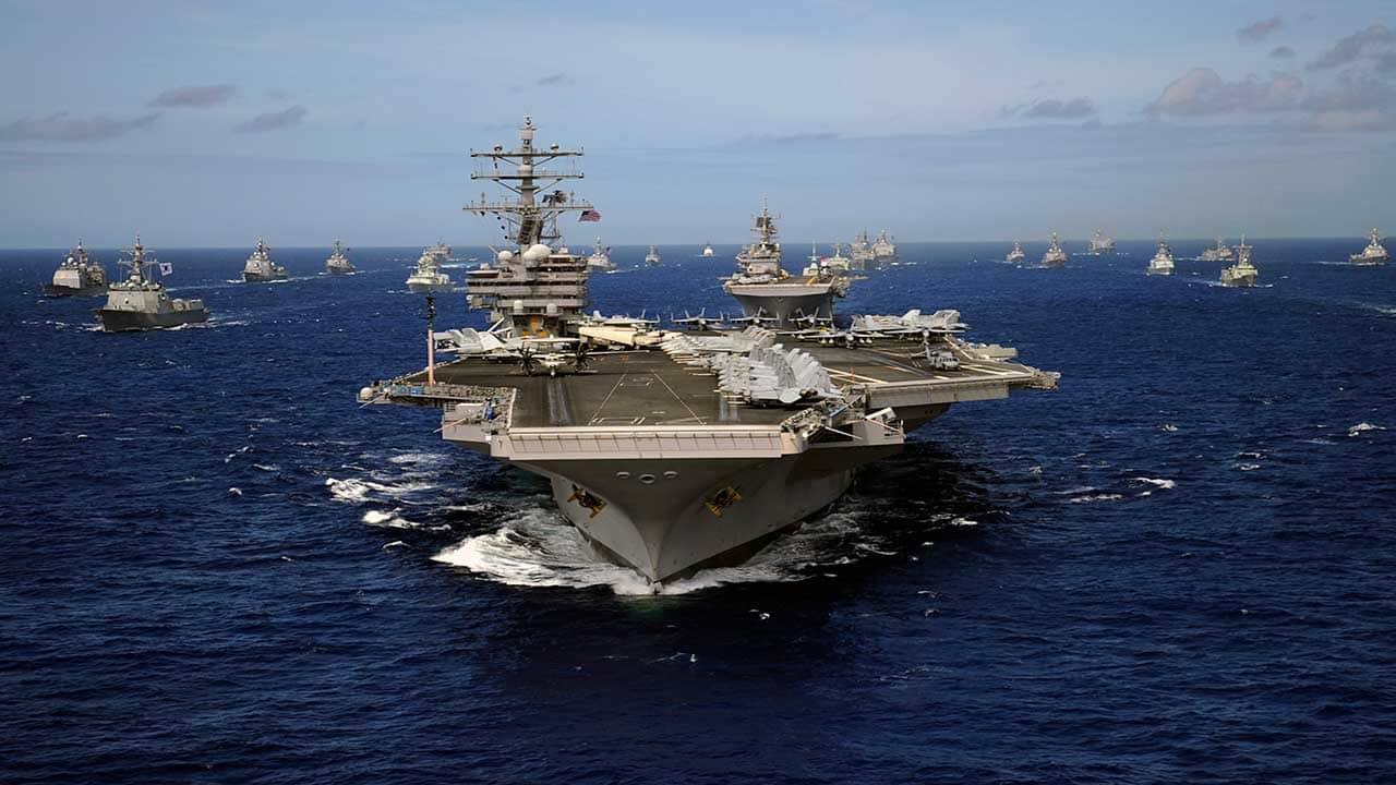 Foto - Trump, Çin donanmasını batırmak için altın filo istiyor