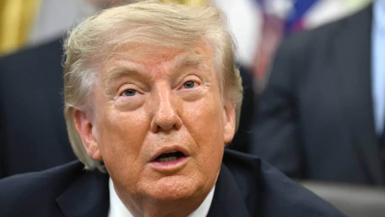 Foto - Trump rahat durmuyor! Şimdi de o adaya kafayı taktı