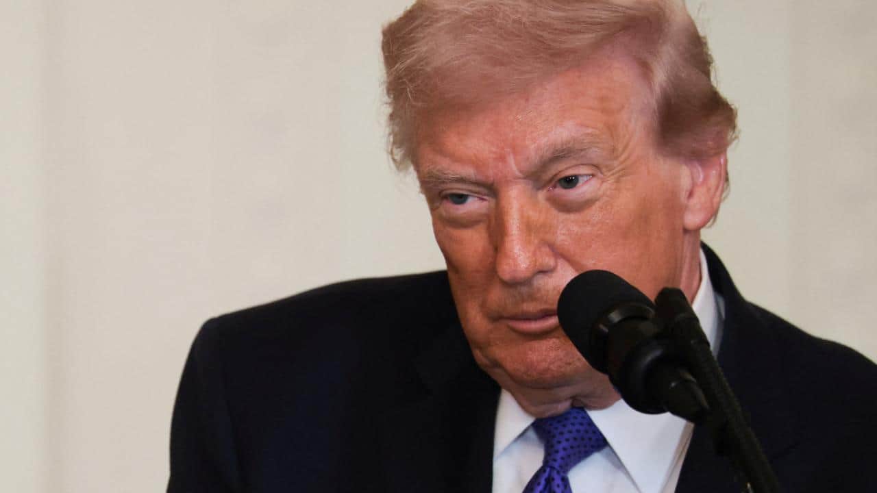 Foto - Trump rahat durmuyor! Şimdi de o adaya kafayı taktı