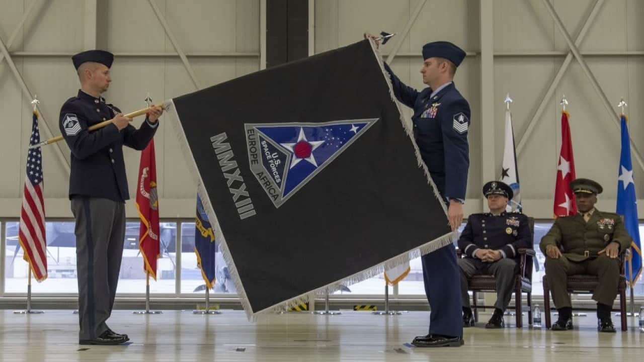 Foto - Trump’ın paylaştığı Uzay Kuvvetleri üniforması tartışma yarattı