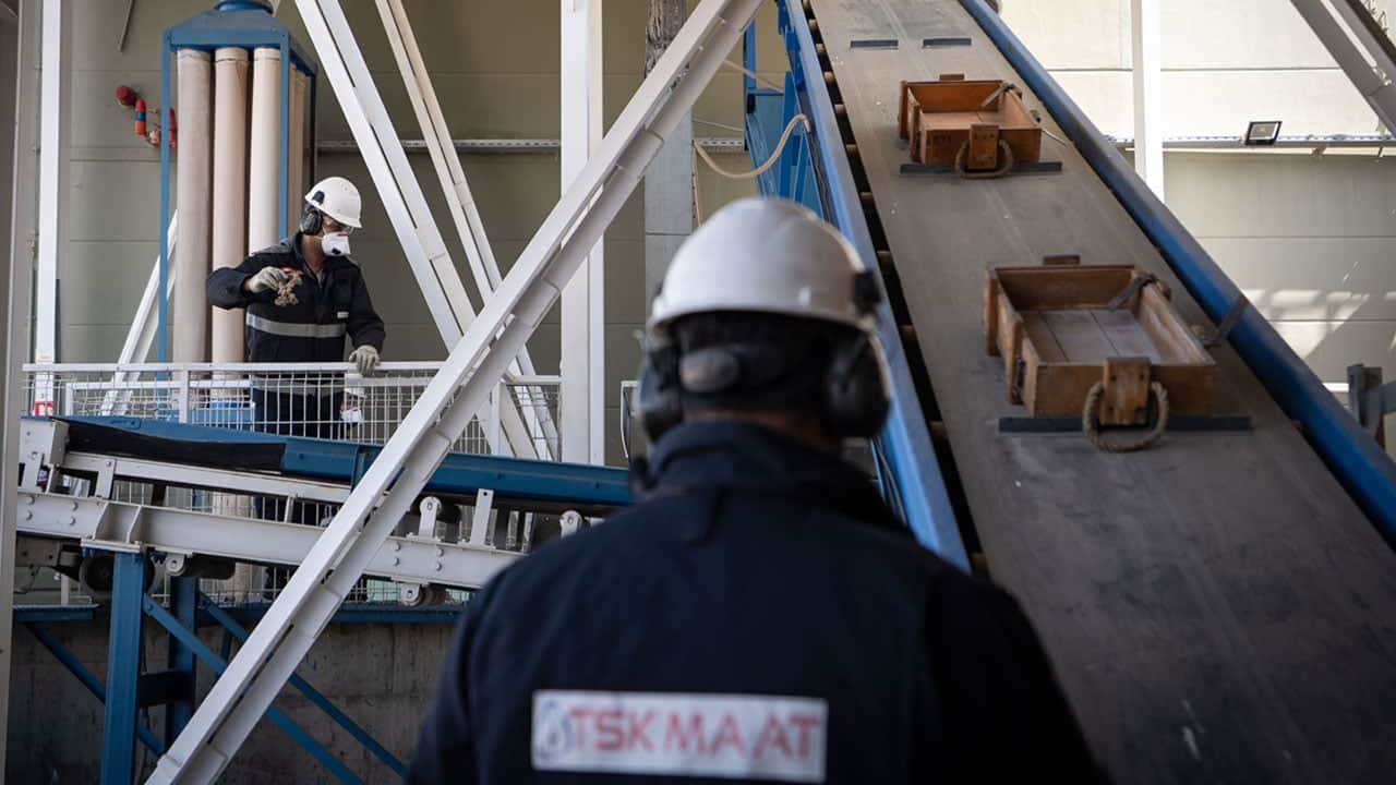 Foto - TSK tesisinden görüntüler geldi! Eski mühimmatların ilginç yolculuğu…