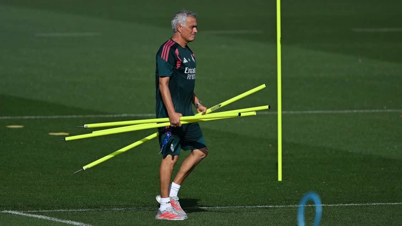 Foto - Tüm futbol kamuoyuna ilan etti! Sergen Yalçın'dan ilginç Mourinho iddiası...