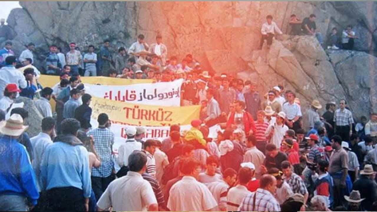 Foto - Tüm İran'ın aklındaki soru yanıt buldu! İran Türklerinin sokağa neden inmediği belli oldu