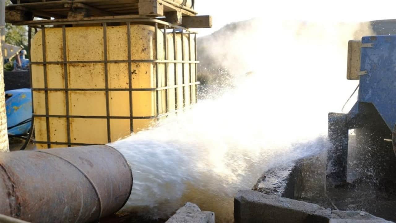 Foto - Tüm İzmir nefesini tuttu: Petrol gibi yerin altından çıkacak
