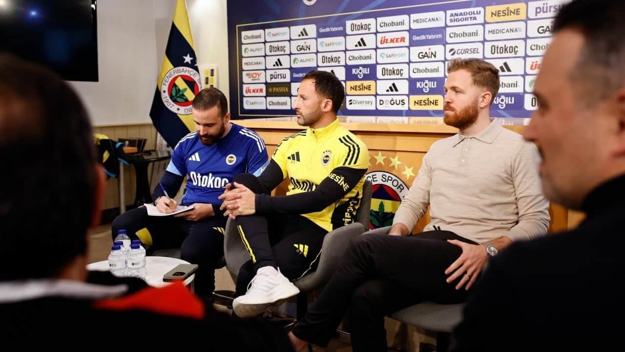 Foto - Tüm Türkiye’yi şaşırtan Galatasaray sözleri! Tedesco çok ama çok net konuştu derbi için... 