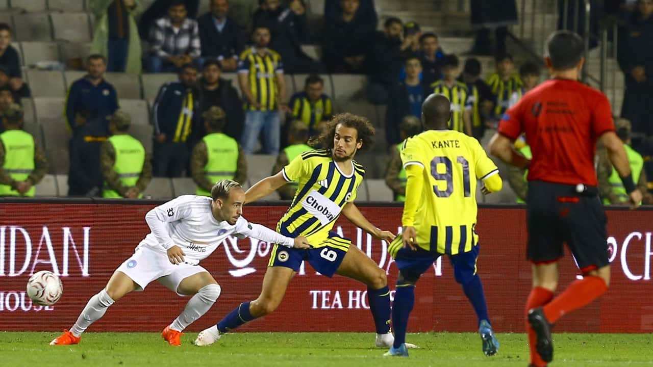 Foto - Turan Tovuz’u 2-0 mağlup etti! Greenwood kırmızı kart gördü, Fenerbahçe 11 kişi devam etti