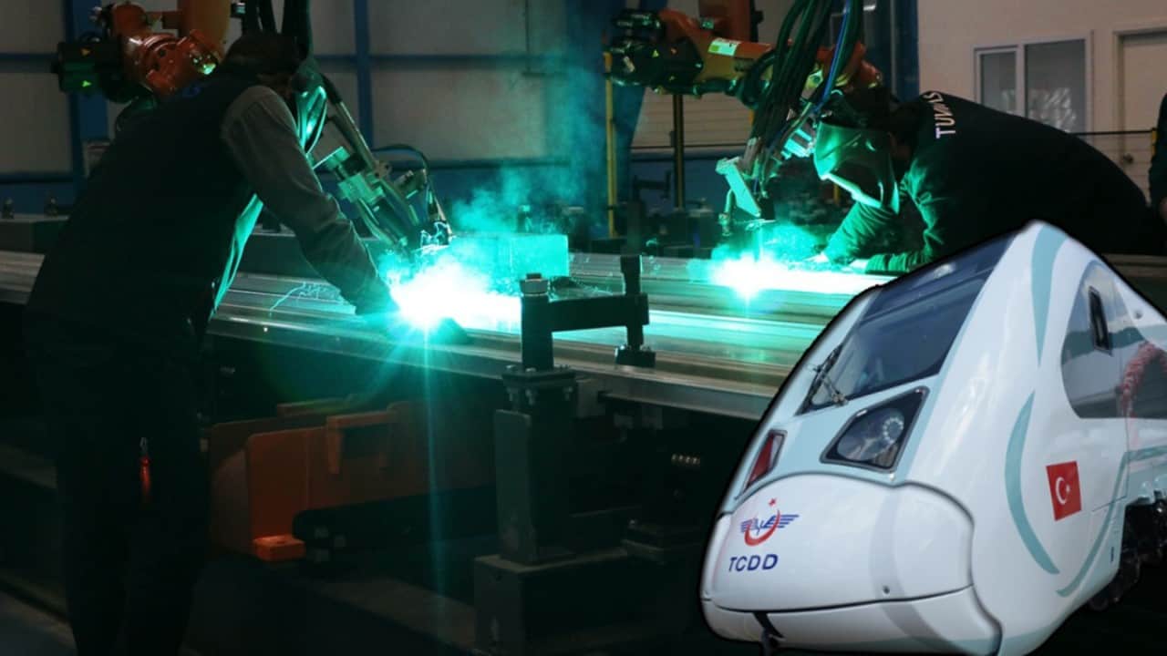 Foto - TÜRASAŞ bir haftada yerli ve milli iki tren seti ile iki lokomotifi teslim etti Rekora koşuyoruz