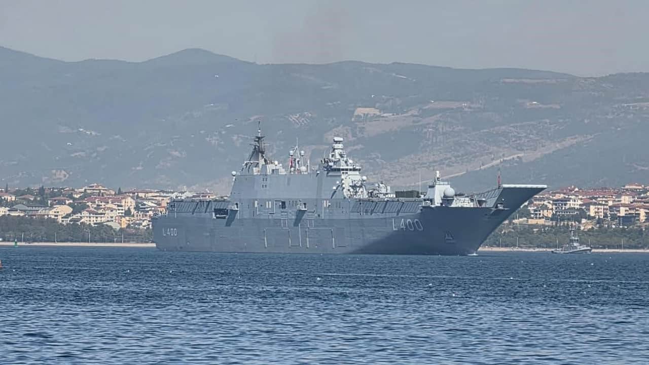 Foto - Türk donanmasından İzmit Körfezi'nde selamlama geçişi: Size kurban olurum 