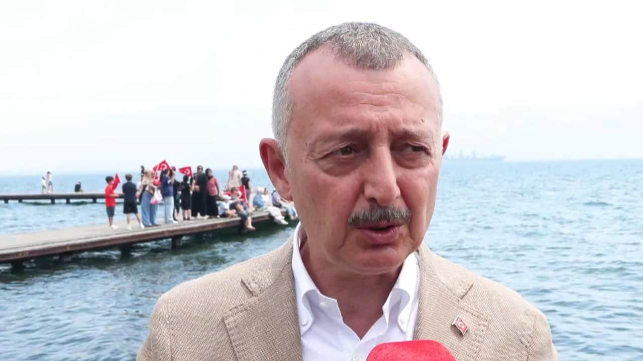 Foto - Türk donanmasından İzmit Körfezi'nde selamlama geçişi: Size kurban olurum 