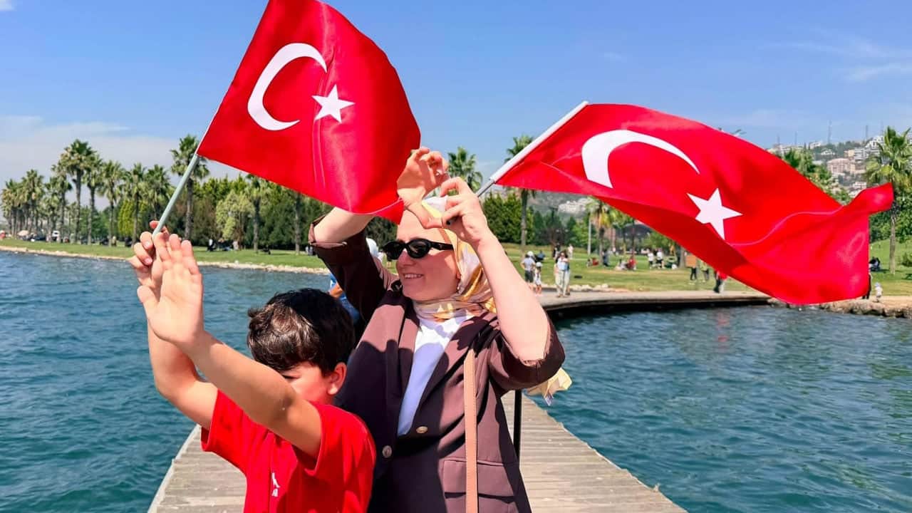 Foto - Türk donanmasından İzmit Körfezi'nde selamlama geçişi: Size kurban olurum 