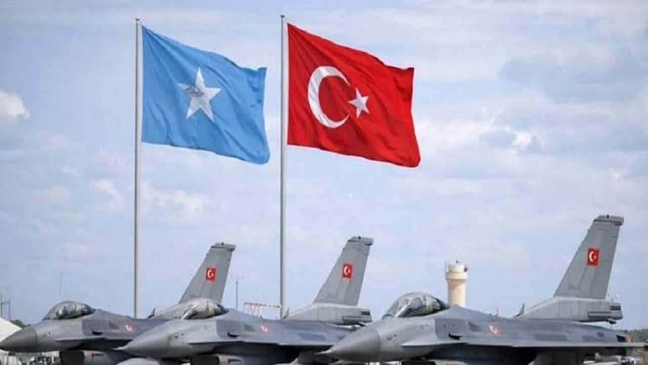 Foto - Türk F-16’larıyla operasyonun kralını yapan ülkede ilginç gelişme! Savunma Bakanı çok sert tepki gösterdi