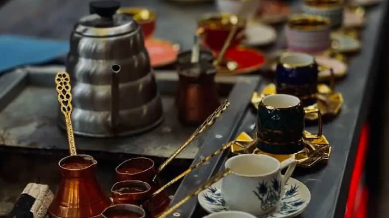 Foto - Türk kahvesinin yanında neden su verilir? Meğer çok derin anlamı varmış!