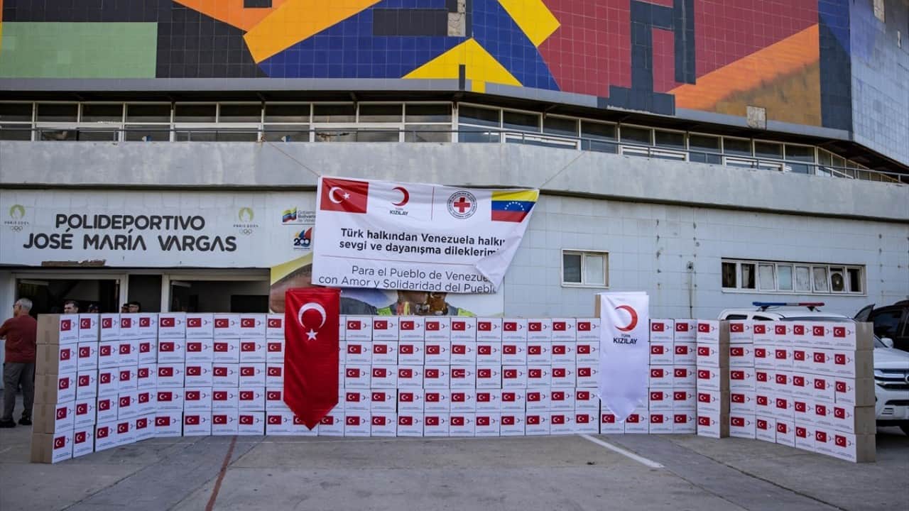 Foto - Türk Kızılay’dan insani yardım Venezuela’da depremzedelere 100 hijyen seti