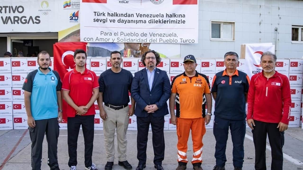Foto - Türk Kızılay’dan insani yardım Venezuela’da depremzedelere 100 hijyen seti