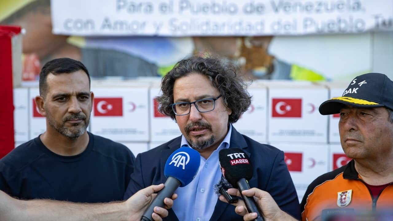 Foto - Türk Kızılay’dan insani yardım Venezuela’da depremzedelere 100 hijyen seti