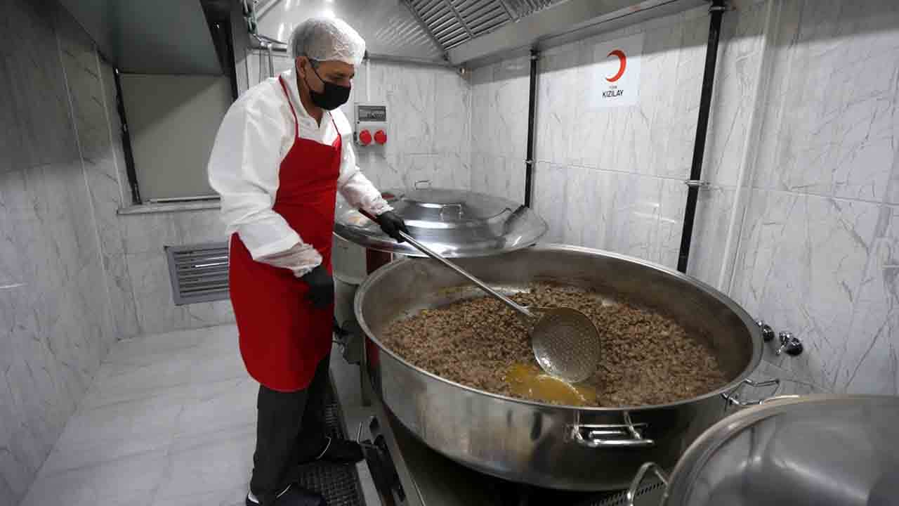 Foto - Türk Kızılay'dan Kars'a dev hizmet: Yeni aşevi törenle açıldı!