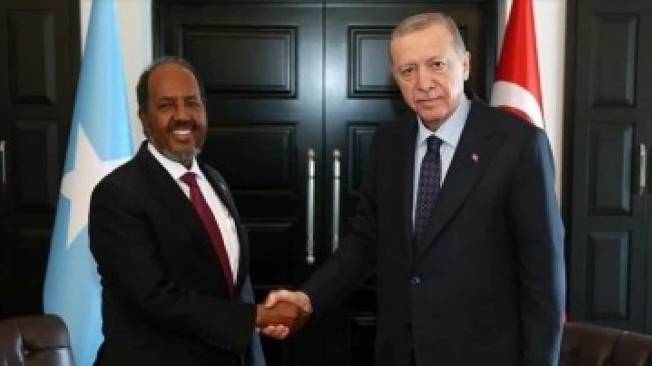 Foto - Türk savaş uçakları Somali'de tozu dumana kattı: Diplomatlar çıkan gürültüyle uykularından uyandı