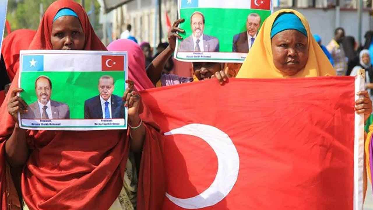 Foto - Türk savaş uçakları Somali'de tozu dumana kattı: Diplomatlar çıkan gürültüyle uykularından uyandı