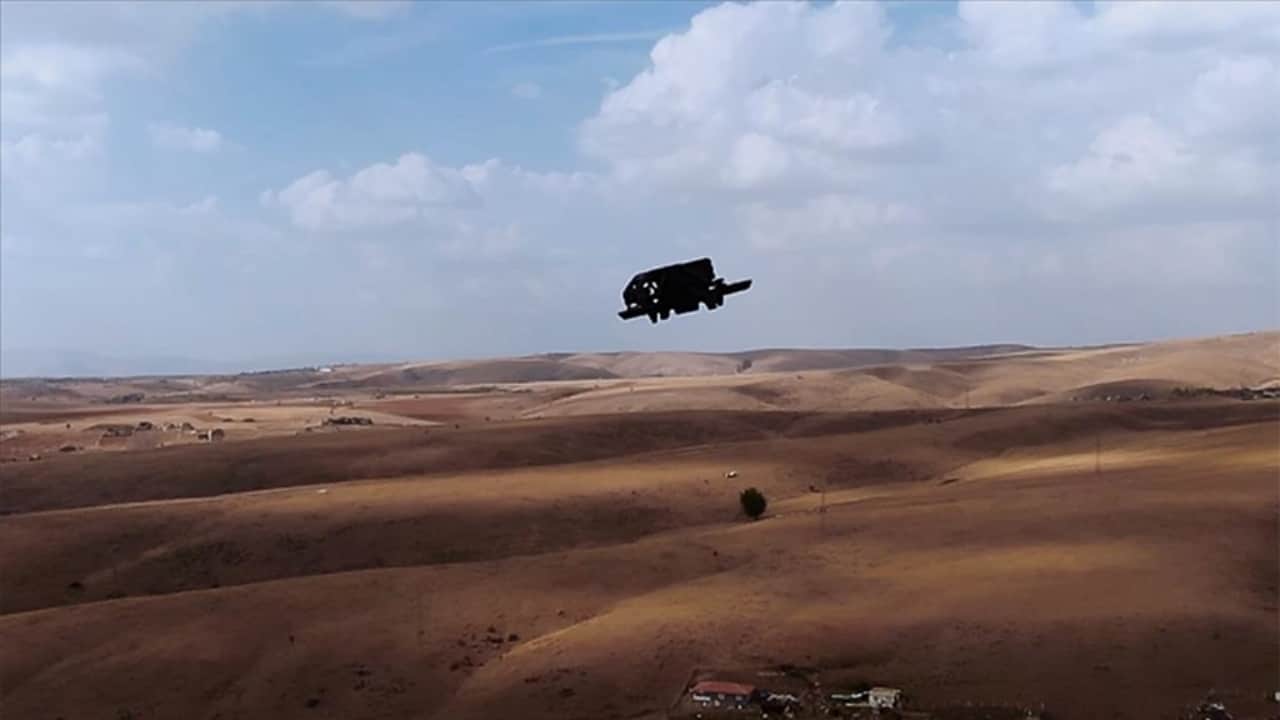 Foto - Türk savunma sanayiinde devrim! Sürü dronları saniyeler içinde havada eriten görünmez lazer silahı göreve hazır