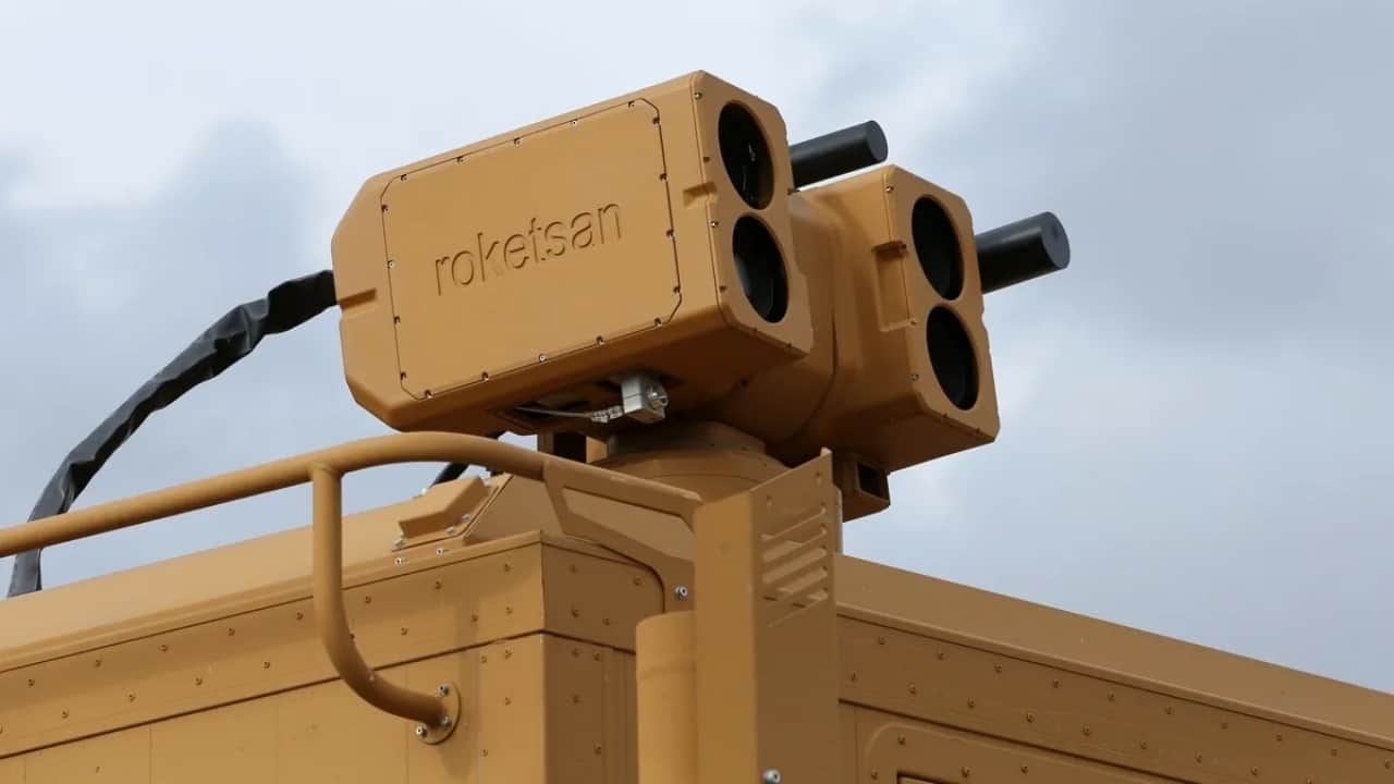 Foto - Türk savunma sanayiinde devrim! Sürü dronları saniyeler içinde havada eriten görünmez lazer silahı göreve hazır
