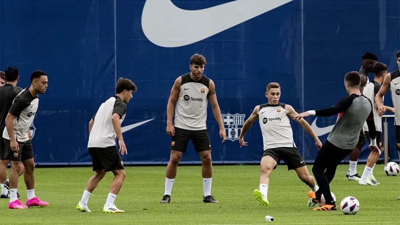 Foto - Türkiye düşmanı Rumların dediği oldu: Barcelona'dan büyük ödleklik